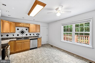 1396 Meander Run Rd, Locust Dale, VA 22948 - photo 7