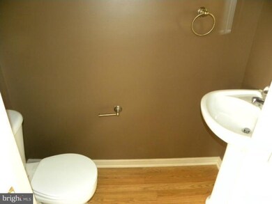 1332 Nighthawk Ln, Chambersburg, PA 17202 - photo 4