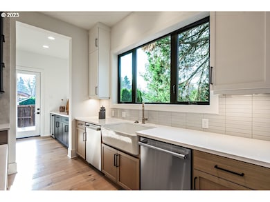 2121 Wembley Park Rd, Lake Oswego, OR 97034 - photo 7