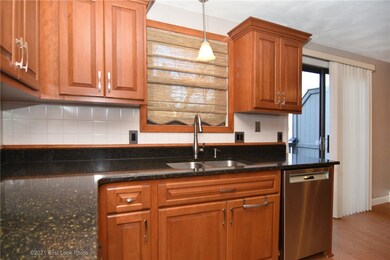 63 Esmond St unit C, Smithfield, RI 02917 - photo 6