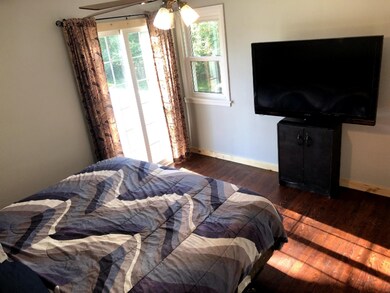 Back Beckroom