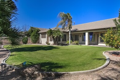 2371 E Bellerive Pl-60