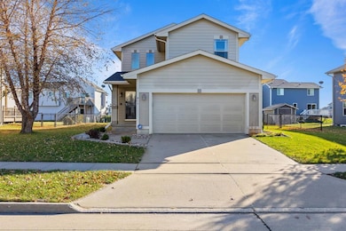 817 35th St SW, Bondurant, IA 50035 - photo 2