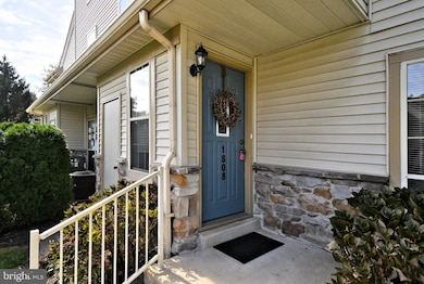 1808 Foxmeadow Cir unit CONDO 1808, Royersford, PA 19468 - photo 3