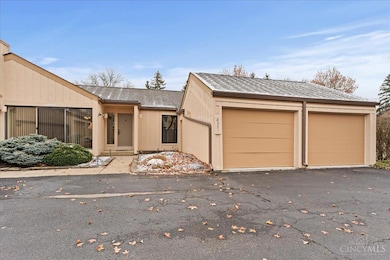 8051 Timbertree Way unit 4, West Chester, OH 45069 - photo 2