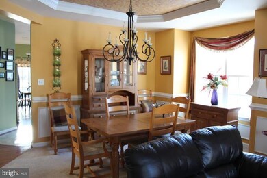 523 Shannon Dr N, Greencastle, PA 17225 - photo 7