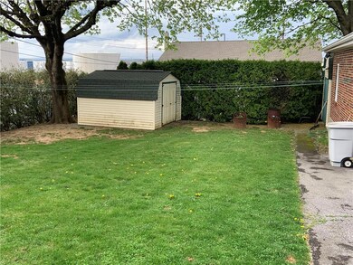 4981 Buckeye Rd, Emmaus, PA 18049 - photo 7