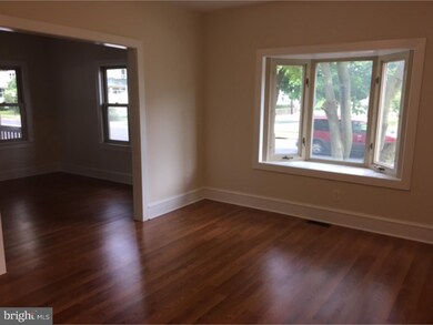 178 W Centre St, Woodbury, NJ 08096 - photo 3