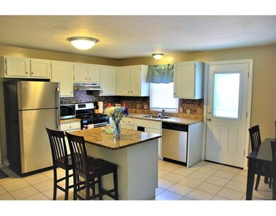 11 Palfrey St, Worcester, MA 01604 - photo 5