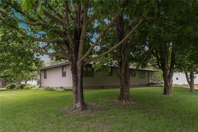 407 S Scott St, Elmwood, WI 54740 - photo 5