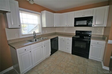 8919 Deerwater Rd, North Chesterfield, VA 23237 - photo 6