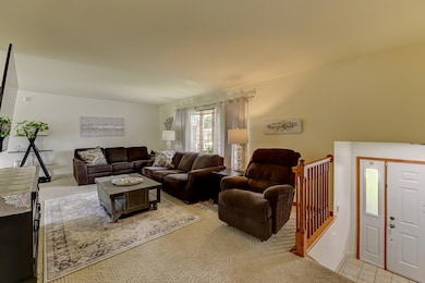 713 Heather Ct, Griffith, IN 46319 - photo 4