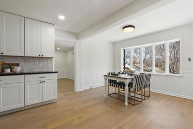 5225 Mansfield Ln, Shawnee, KS 66203 - photo 7