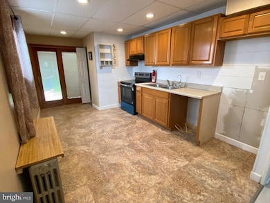 171 N 3rd St, Hamburg, PA 19526 - photo 7