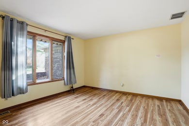 7370 Hidden Valley Dr, Plainfield, IN 46168 - photo 5