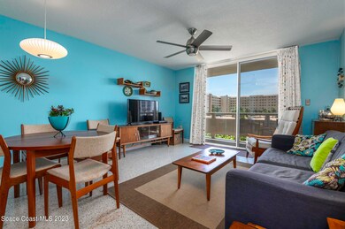 Living & Dining Area