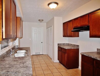 7635 Falcon St, Jacksonville, FL 32244 - photo 3