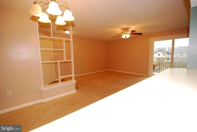 823 Stratford Way unit J, Frederick, MD 21701 - photo 3