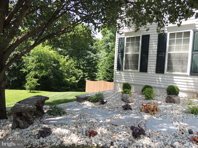 136 Brush Everard Ct, Stafford, VA 22554 - photo 3