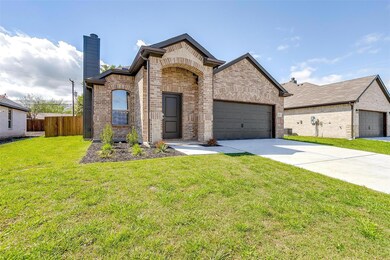 633 Vaquero St, White Settlement, TX 76108 - photo 6