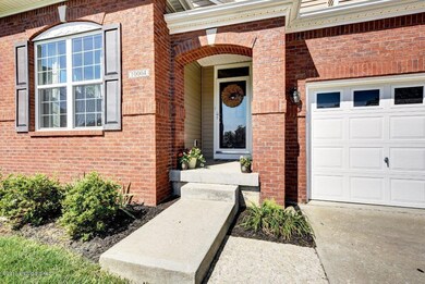 10004 Clove Tree Ct, Louisville, KY 40228 - photo 5