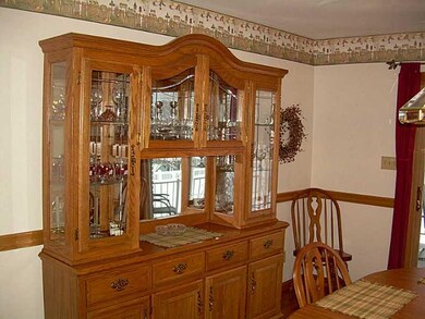 2665 Shelly Dr, Indiana, PA 15701 - photo 5