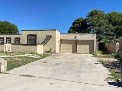 329 Higley Cir, Horizon City, TX 79928 - photo 2