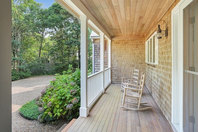 24 Dark Woods Rd, Edgartown, MA 02539 - photo 2