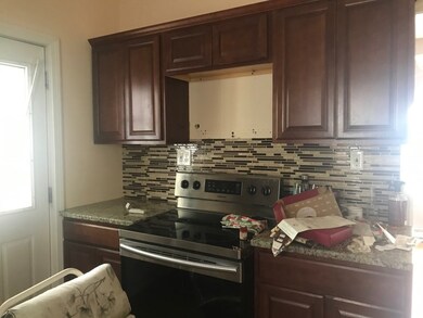 499 Chicopee St, Chicopee, MA 01013 - photo 4