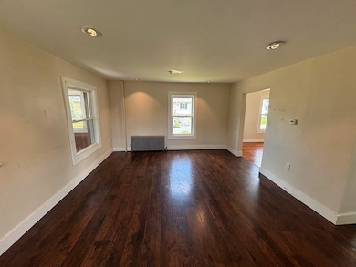 40 Roland St, Pittsfield, MA 01201 - photo 5