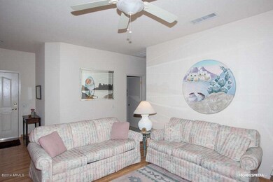 GREAT ROOM TO HALL WAY