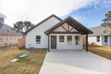 1317 Ridgeview Cir, Granbury, TX 76048 - photo 2