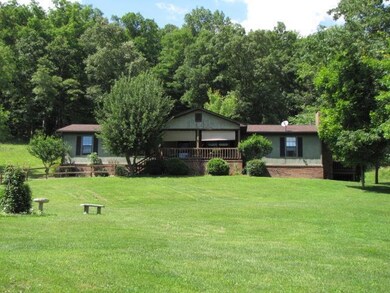 881 Camp Victory Rd, Somerset, KY 42501 - photo 7