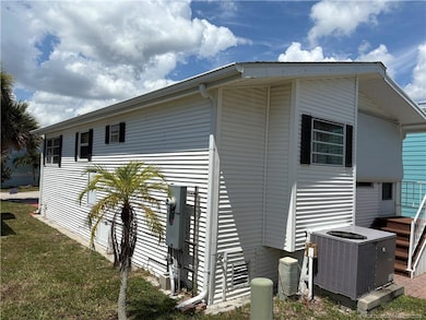 1214 Nettles Blvd, Jensen Beach, FL 34957 - photo 3