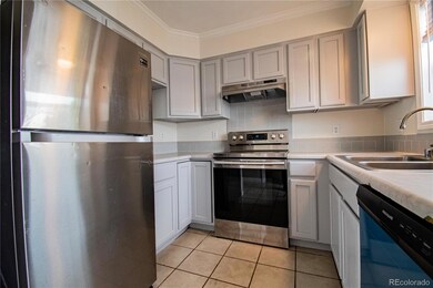 16425 E 17th Place unit B, Aurora, CO 80011 - photo 5