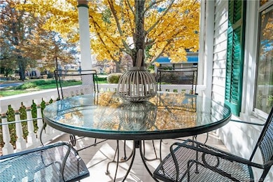 519 Davie Ave, Statesville, NC 28677 - photo 5