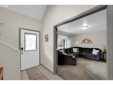 305 Irving Rd, Eugene, OR 97404 - photo 6