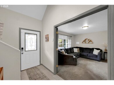 305 Irving Rd, Eugene, OR 97404 - photo 7