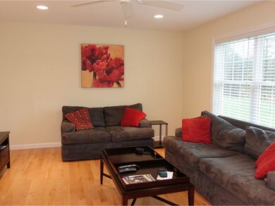 214 Fox Run unit 18, Colchester, VT 05446 - photo 4