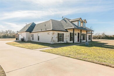 142 Oakwood Creek Ln, Weatherford, TX 76088 - photo 4