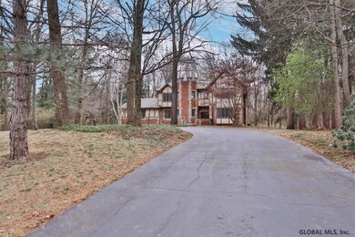 14 W Cobble Hill Rd, Albany, NY 12211 - photo 2