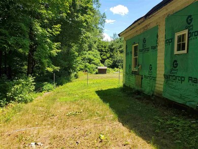 832 W Swanzey Rd, Swanzey, NH 03446 - photo 4