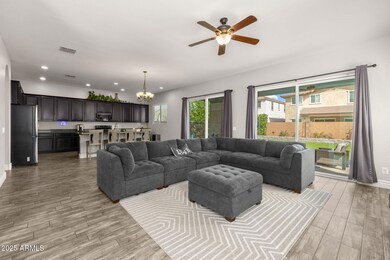 5-web-or-mls-10652 E Hawk Ave, Mesa-7