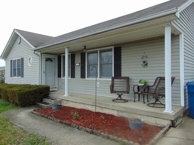 1030 Ravenwood Dr, Lawrenceburg, KY 40342 - photo 4