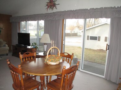 Dining Room/Patio