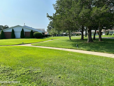 1183B Clydebank Ct unit 1183B, Lakewood, NJ 08701 - photo 2