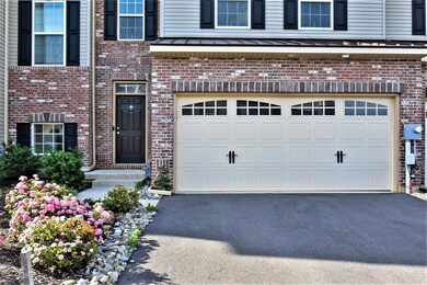 4474 Cottonwood Dr, Nazareth, PA 18064 - photo 2