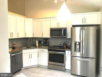 1303 Eastover Pkwy, Locust Grove, VA 22508 - photo 5