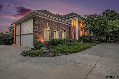 686 N 164th St, Omaha, NE 68118 - photo 7