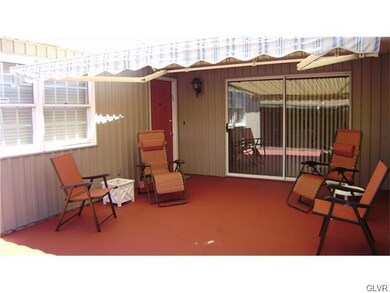 5688 Burning Tree Ln, Macungie, PA 18062 - photo 2